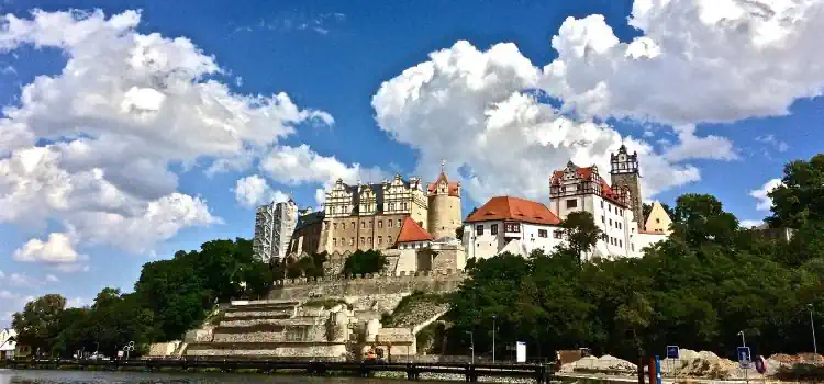 Detektive in Sachsen-Anhalt im Einsatz.